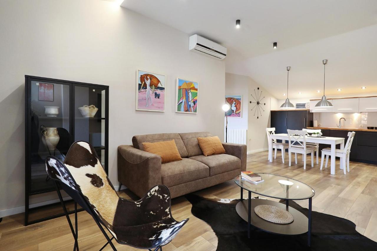 Apartments "Villa Antisin" With Heated Pool Zadar Exterior foto